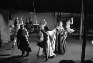Sandkorn-Theater Karlsruhe. 1. Kleintheater- und Kleinkunst-Festival auf dem ehemaligen Stadtwerkegelände in der Kaiserallee