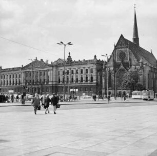 Leipzig. Augusteum (Universitätshauptgebäude) und Universitätskirche St. Pauli kurz vor Sprengung und Abbruch, Mai 1968