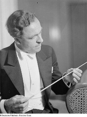 Porträt des Kapellmeisters Dr. Karl Schubert