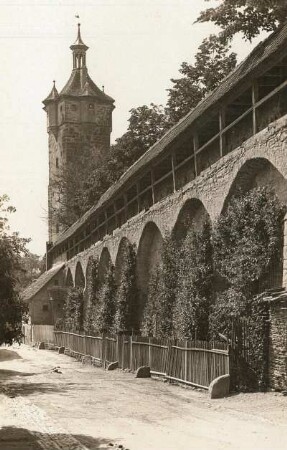 Klingentorturm : Klingentorturm mit Wehrgang, Innenseite
