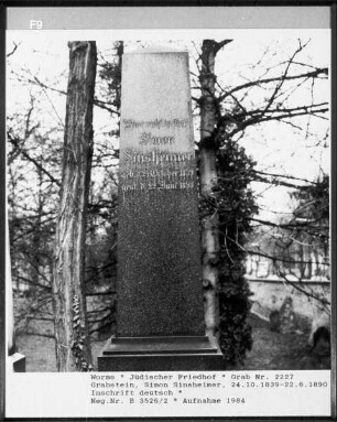 Grabstein von Simon Sinsheimer (gestorben 1890.06.22)