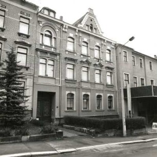 Reichenbach (Vogtland), Weinholdstraße 9. Wohnhaus (um 1900)