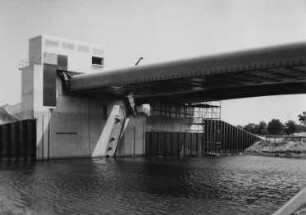 Hochwassersperrtor Artlenburg/Elbe-Seitenkanal