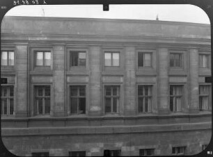 Dresden-Altstadt, Augustusstraße 2. Ständehaus (1901-1906; P. Wallot). Ostseite (Teilansicht) von der Brühlschen Gasse