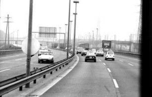 Basel (Schweiz): Schweizer Autobahnverteiler; Schilder