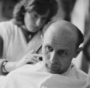Niesky. Beim Friseur