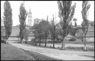 Staucha. Blick zur Kirche