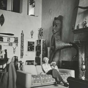 Max Ernst im Stadthaus von Peggy Guggenheim