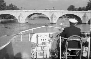 Paris: Seinefahrt [Pont Royal und Pont du Carrousel]
