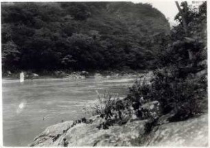 Durchbruch des Río Pilcomayo durch letzte Kordilleren-Randkette bei Villa Montes