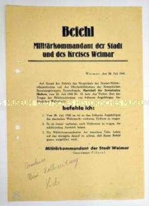 Befehl des Militärkommandanten von Weimar über das Verbot des Tragens von Wehrmachtsuniformen