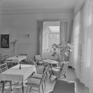 LPG - Kleinbautzen - Wohnheim : Kleinbautzen. Lehrlingswohnheim der LPG Kleinbautzen, Am Schloss. Raumaufnahme