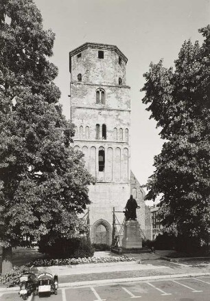 Ehemalige evangelische Stadtpfarrkirche Sankt Nikolai