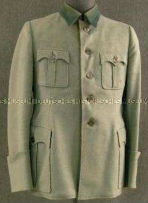 Jacke aus einer umgearbeiteten Feldbluse für Offiziere der deutschen Wehrmacht