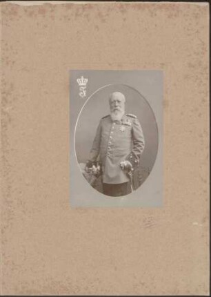 Großherzog Friedrich I. in Uniform mit Auszeichnungen, Kniestück.