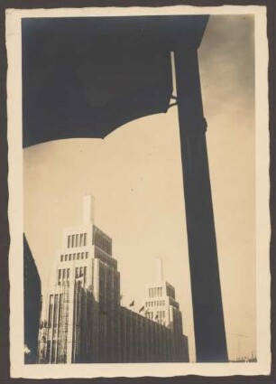 Ansichtskarte Türme des Karstadt-Gebäudes, Hermannplatz