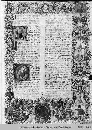 Breviarium : Folio mit Randbordüre, eingeschlossenem Christusmonogramm sowie Gottvaterdarstellung, eingeschlossenen Vierpässen mit Propheten und Erzengel Michael, Text und historisierten Initiale E und F mit dem Apostel Paulus und einem Propheten