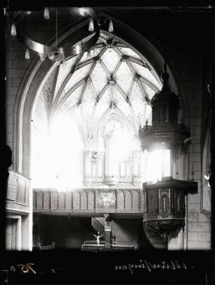 evangelische Kirche; Chor innen