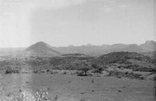 Die Berge von Adwa : Blick vom Gasciorki-Pass auf die Berge von Adwa. Grenzregion zwischen Eritrea und Äthiopien.