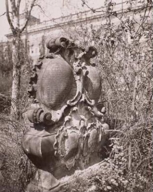 Dresden. Eliasfriedhof. Grabmal für Johann Paul Taubert
