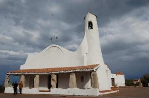 Insel Sardinien - Kirche in Porto Servo : Kirche Santa Maria di Stella in Porto Cervo an der Costa Smeralda, aufgenommen 2006 auf Sardinien