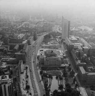 Georgiring in Leipzig : Blickrichtung Süden zum Karl-Marx-Platz (Augustusplatz)