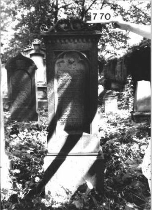Grabstein 770
