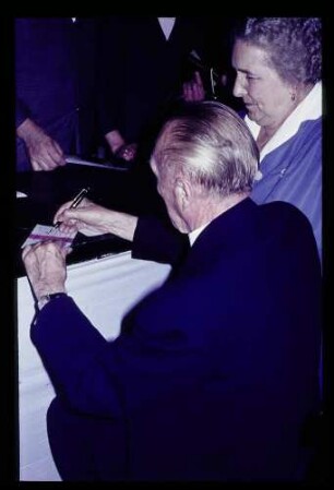 Dr. Adenauer 1.7.64.