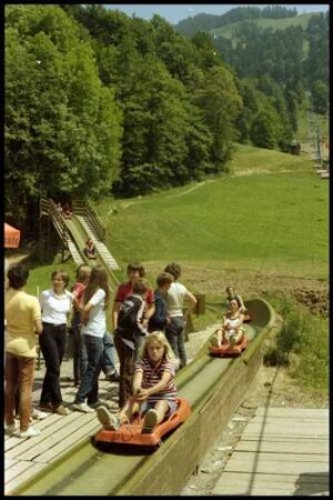 Hirschberg: Alm, Talstation der Bergrutschbahn