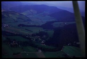 Buchenbach: Burg Wisneck, Husemann Klinik, mit Landschaft