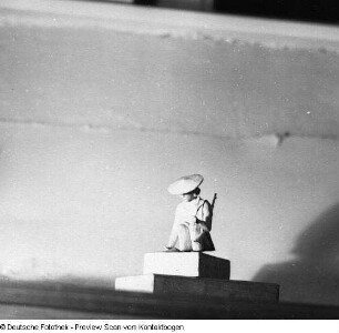 Volkskunst, Walter Ulbricht in Kunstausstellung