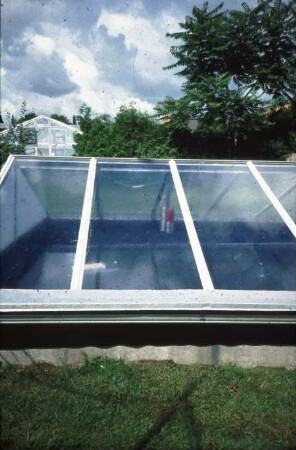 Fotografie: Gartenbautechnik-Gewächshaus, Energiequelle