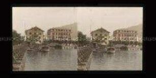 Blick auf Hotel und Bootsanleger von Zell am See