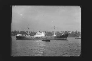 Duisburg (1951), Frachtschiff (reefer), Hamburg-Amerikanische Packetfahrt-Actien-Gesellschaft, Hamburg, Bau-Nr. 444