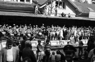 Triberg: Empfang am Bahnhof