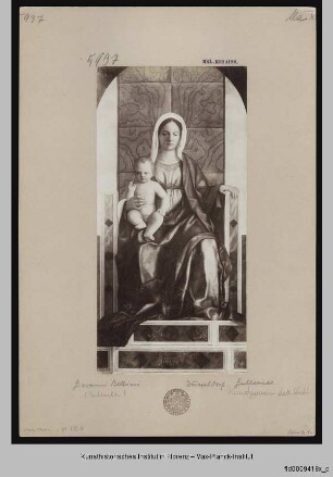 Triptychon Priuli : Thronende Madonna