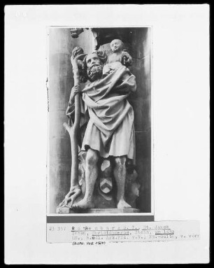 Der heilige Christopherus trägt das Christuskind