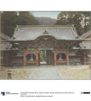 Nikkō, Taiyū-in, Iemitsu-Tempel, Yashamon von innen