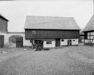 Erlbach-Kirchberg, Seitengeb. d. Vierseithof, 18. Jh.