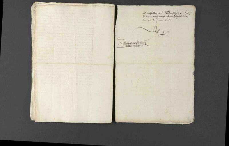 Schriftwechsel zwischen Pfalzgraf Wolfgang und Herzog Christoph von Württemberg bezüglich der von Herzog Albrecht V. von Bayern aufgenommenen Gerüchte, der Pfalzgraf plane den Verkauf einiger Ämter des Herzogtums Neuburg.