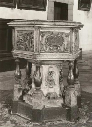 Stolberg. St. Martin-Kirche, Taufbecken (1599, Alabaster)