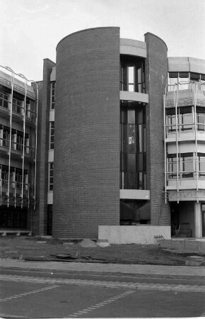 Technisches Gymnasium Karlsruhe Carl-Engler-Schule im Beiertheimer Feld. Neubau