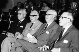 17. Tagung 1967 Chemiker; Eröffnungsfeier: Harold C. Urey, Adolf Butenandt, Lord Alexander Todd of Trumpington, Robert S. Mulliken