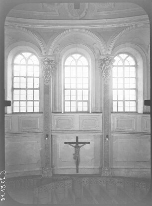Burkhardswalde-Weesenstein (Müglitztal-Weesenstein). Schloß. Burgkapelle (1738-1741; J. G. Schmidt). Inneres