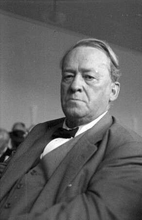 Badenweiler: alemannische Dichter, Hermann Burte, Portrait