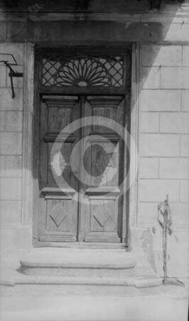 Portal eines Wohnhauses in Goldingen