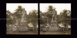 Denkmal J. W. von Goethe am Goetheplatz, Frankfurt am Main