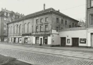 Dresden-Pieschen, Leipziger Straße 58. Probebühne Astoria des Staatsschauspiels Dresden (um 1875, ehem. Gasthof; Umbau um 1925, ehem. Kino/Filmkunsttheater)