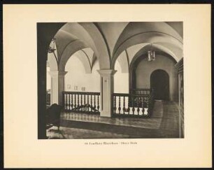 Landhaus Hinrichsen, München-Bogenhausen: Obere Diele (aus: Alfred Breslauer, Ausgeführte Bauten 1897-1927)