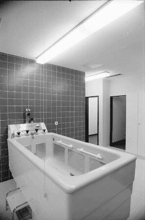 Freiburg; Landwasser: Diakoniekrankenhaus; Therapiebad